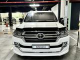 Toyota Land Cruiser 2019 года за 44 000 000 тг. в Алматы – фото 2