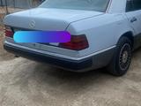 Mercedes-Benz E 200 1992 года за 1 300 000 тг. в Уральск