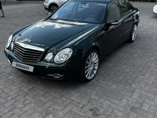 Mercedes-Benz E 320