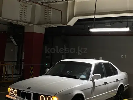 BMW 520 1991 года за 1 400 000 тг. в Алматы – фото 3