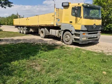 Mercedes-Benz  Axor 2003 года за 15 000 000 тг. в Астана