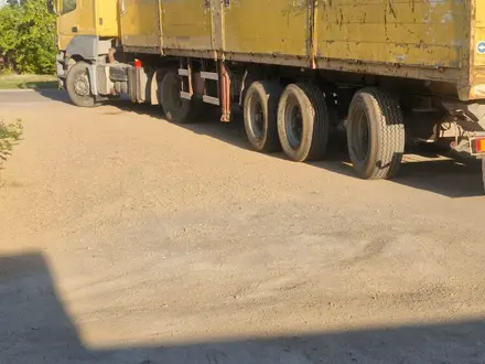 Mercedes-Benz  Axor 2003 года за 15 000 000 тг. в Астана – фото 4