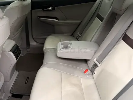 Toyota Camry 2012 года за 9 400 000 тг. в Алматы – фото 16
