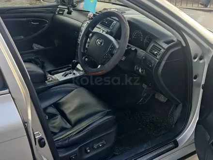 Toyota Crown Majesta 2004 года за 6 100 000 тг. в Уральск – фото 9