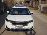 Kia Carnival 2021 года за 19 000 000 тг. в Алматы – фото 3