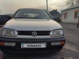 Volkswagen Golf 1993 года за 800 000 тг. в Астана