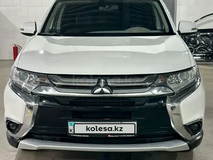 Mitsubishi Outlander 2016 года за 8 000 000 тг. в Алматы – фото 10
