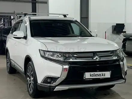 Mitsubishi Outlander 2016 года за 8 000 000 тг. в Алматы – фото 2