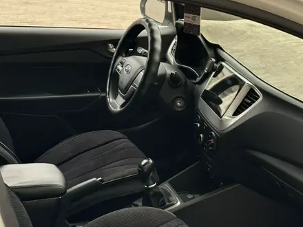 Hyundai Accent 2022 года за 5 900 000 тг. в Актау – фото 7