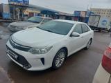 Toyota Camry 2015 года за 11 500 000 тг. в Астана – фото 4