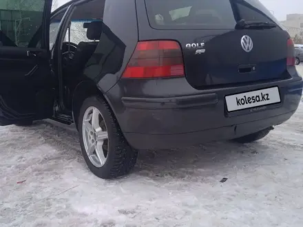 Volkswagen Golf 2002 года за 2 350 000 тг. в Степногорск – фото 16