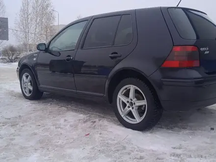 Volkswagen Golf 2002 года за 2 350 000 тг. в Астана – фото 48