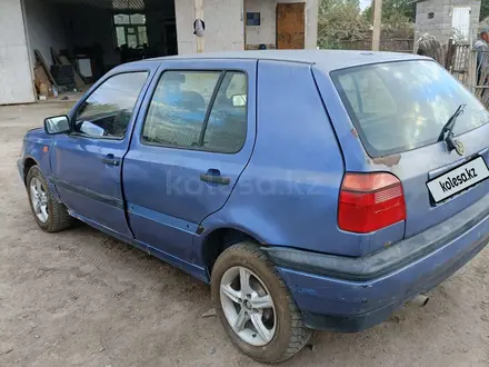 Volkswagen Golf 1993 года за 500 000 тг. в Шиели – фото 3