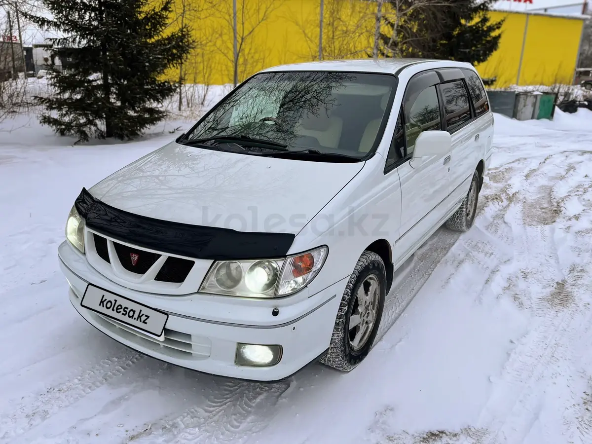 Nissan Presage, 2000
