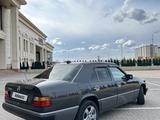 Mercedes-Benz E 230 1991 годаүшін3 600 000 тг. в Астана – фото 4