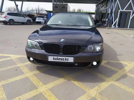 BMW 750 2008 года за 5 000 000 тг. в Алматы