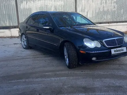 Mercedes-Benz C 230 2004 года за 3 500 000 тг. в Актобе – фото 5