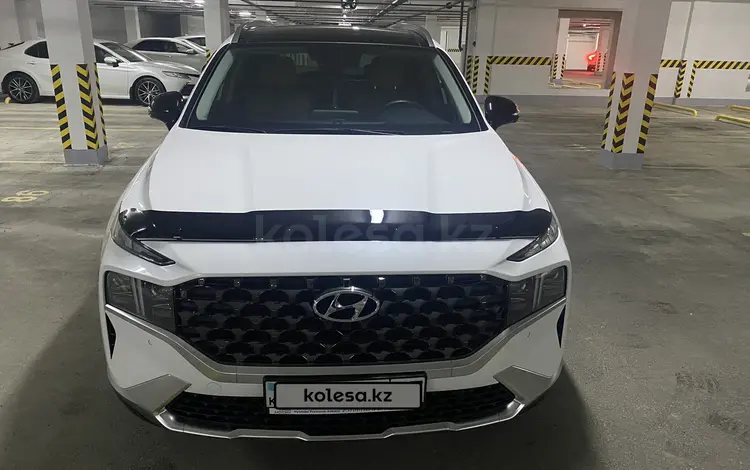 Hyundai Santa Fe 2022 года за 18 000 000 тг. в Алматы