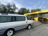 Toyota Hiace 1994 года за 3 700 000 тг. в Семей – фото 2