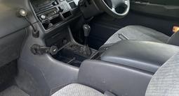 Toyota Hiace 1994 года за 3 700 000 тг. в Семей – фото 5