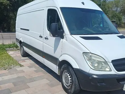 Mercedes-Benz Sprinter 2011 года за 11 500 000 тг. в Алматы – фото 2