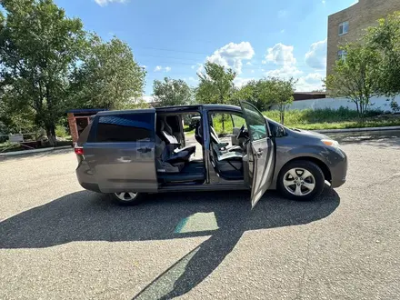Toyota Sienna 2015 года за 13 200 000 тг. в Актобе – фото 5