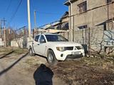 Mitsubishi L200 2007 годаүшін5 000 000 тг. в Шымкент – фото 2