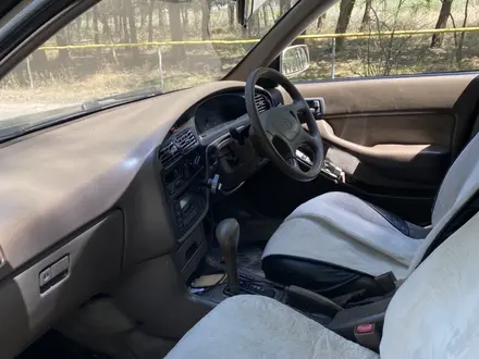 Toyota Camry 1996 года за 1 950 000 тг. в Алматы – фото 6