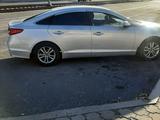 Hyundai Sonata 2015 годаfor7 000 000 тг. в Караганда – фото 4