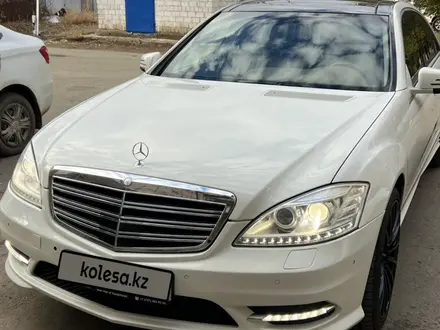 Mercedes-Benz S 500 2007 года за 7 500 000 тг. в Уральск – фото 2