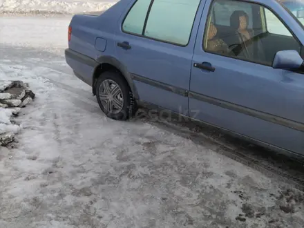 Volkswagen Vento 1992 года за 1 500 000 тг. в Астана – фото 6