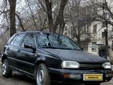 Volkswagen Golf 1994 годаүшін800 000 тг. в Актобе – фото 4