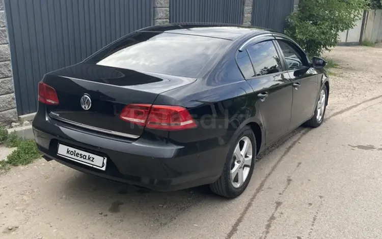 Volkswagen Passat 2014 года за 8 100 000 тг. в Алматы