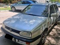 Volkswagen Golf 1994 годаүшін1 800 000 тг. в Тараз