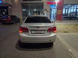 Chevrolet Cruze 2010 года за 3 500 000 тг. в Астана – фото 4