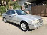 Mercedes-Benz C 220 1994 года за 2 700 000 тг. в Шымкент – фото 3