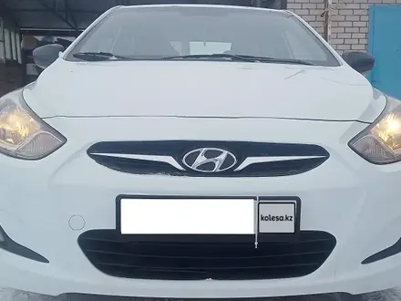 Hyundai Accent 2012 года за 3 800 000 тг. в Актобе – фото 2