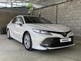 Toyota Camry 2018 годаүшін15 000 000 тг. в Жаркент – фото 2