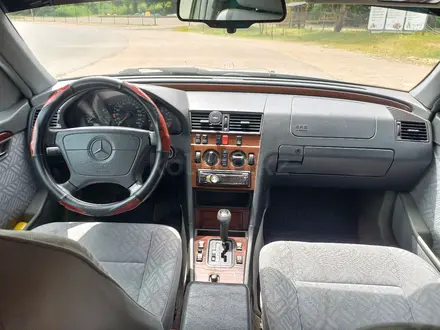 Mercedes-Benz C 280 1995 года за 2 800 000 тг. в Алматы – фото 12