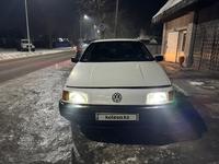 Volkswagen Passat 1988 года за 650 000 тг. в Алматы