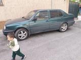 Volkswagen Vento 1997 года за 1 400 000 тг. в Шымкент – фото 3