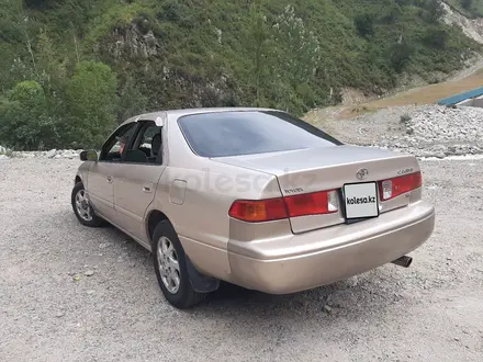 Toyota Camry 2000 года за 3 500 000 тг. в Астана – фото 5