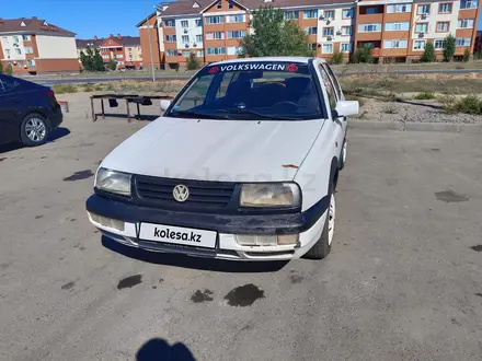 Volkswagen Vento 1996 года за 1 900 000 тг. в Актобе – фото 3