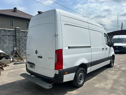 Mercedes-Benz Sprinter 2020 года за 15 200 000 тг. в Алматы – фото 3