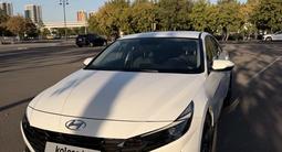 Hyundai Elantra 2022 года за 9 000 000 тг. в Астана
