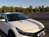 Hyundai Elantra 2022 года за 9 000 000 тг. в Астана – фото 2