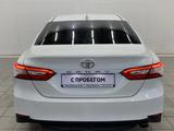 Toyota Camry 2020 года за 13 400 000 тг. в Костанай – фото 4