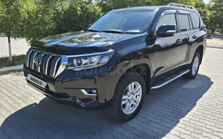 Toyota Land Cruiser Prado 2019 года за 19 000 000 тг. в Актау