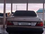 Mercedes-Benz E 230 1987 года за 2 100 000 тг. в Шымкент – фото 3