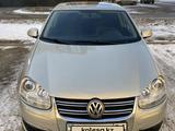 Volkswagen Jetta 2009 года за 4 400 000 тг. в Атырау – фото 3